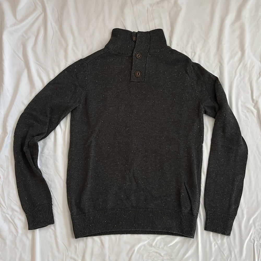 3/$20 Bundle & Save! Gap grey cardigan size men’s XS